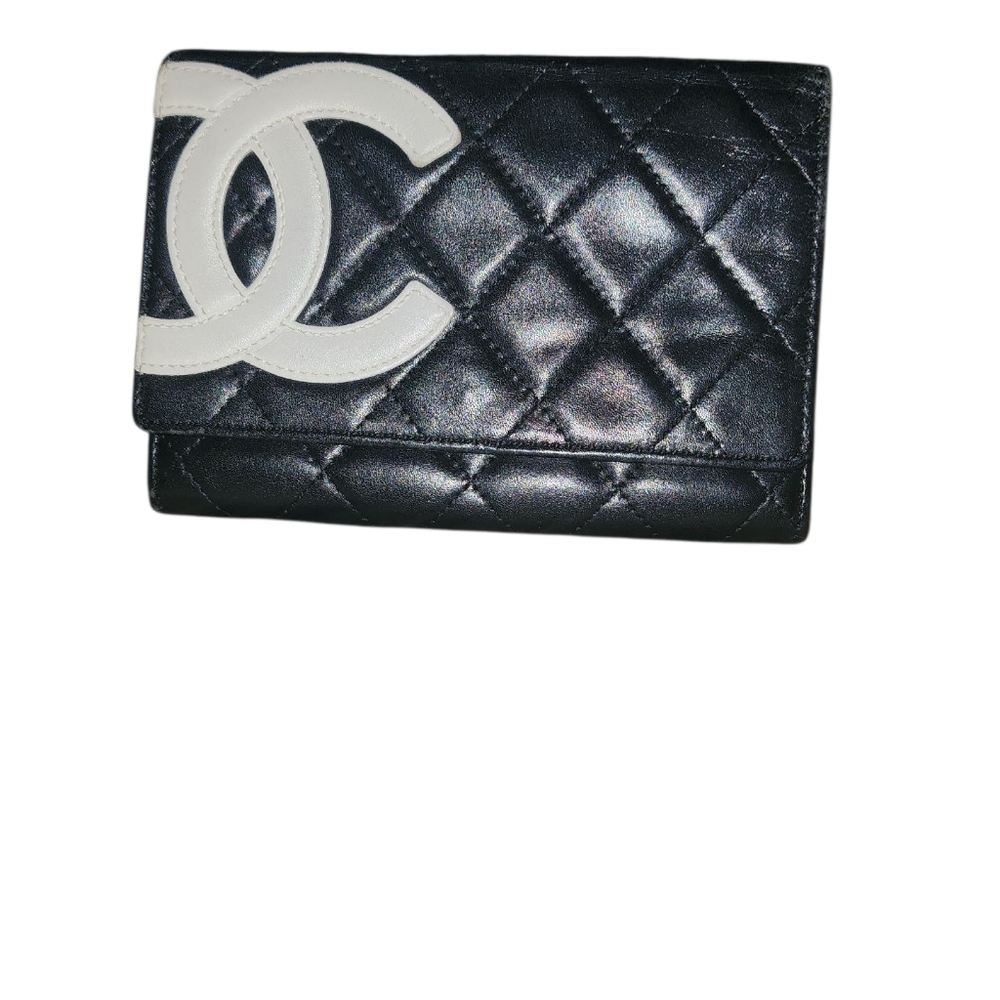 Chanel CC Quilted Lambskin Bifold Wallet  W Hot Pink Interior Euc